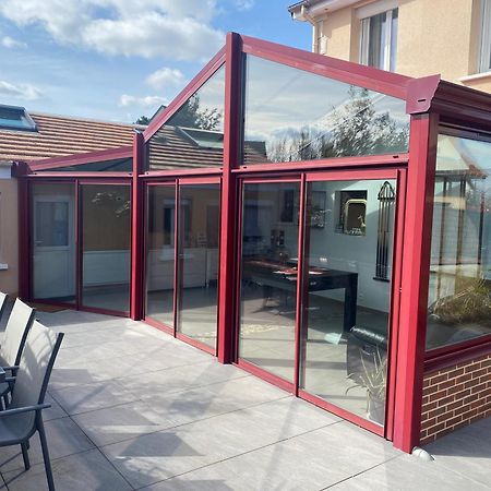 Dependance Avec Billard A Proximite Zenith Rouen Ξενοδοχείο Le Grand-Quevilly Εξωτερικό φωτογραφία