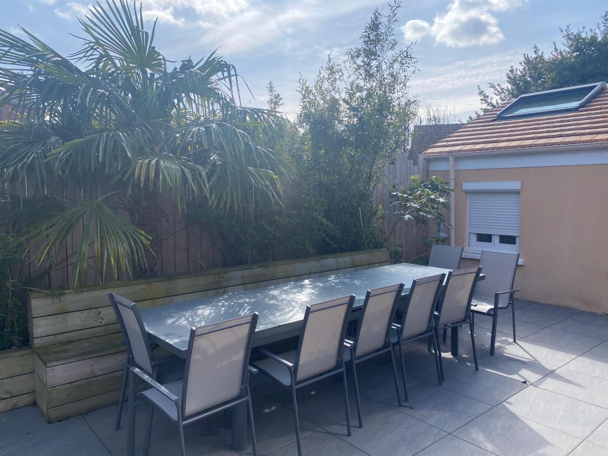 Dependance Avec Billard A Proximite Zenith Rouen Ξενοδοχείο Le Grand-Quevilly Εξωτερικό φωτογραφία